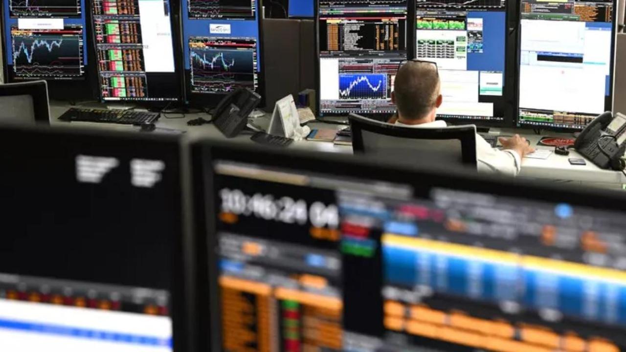 Borse, il risiko bancario spinge il Ftse Mib: Milano ai massimi dal 2020