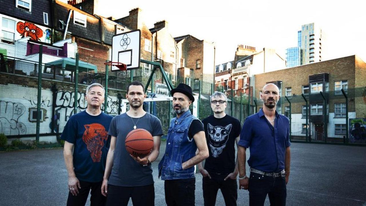 Subsonica ambasciatori di Torino, no della destra. La band replica, Askatasuna pietra dello scandalo