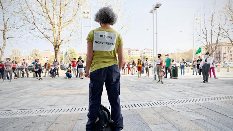La prof di Extinction Rebellion: “Incensurata eppure pericolosa. Mi fermano in tutti gli aeroporti”