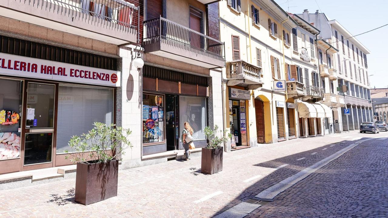 La banda pakistana che terrorizza Trecate: rapine e locali devastati a chi non paga il pizzo