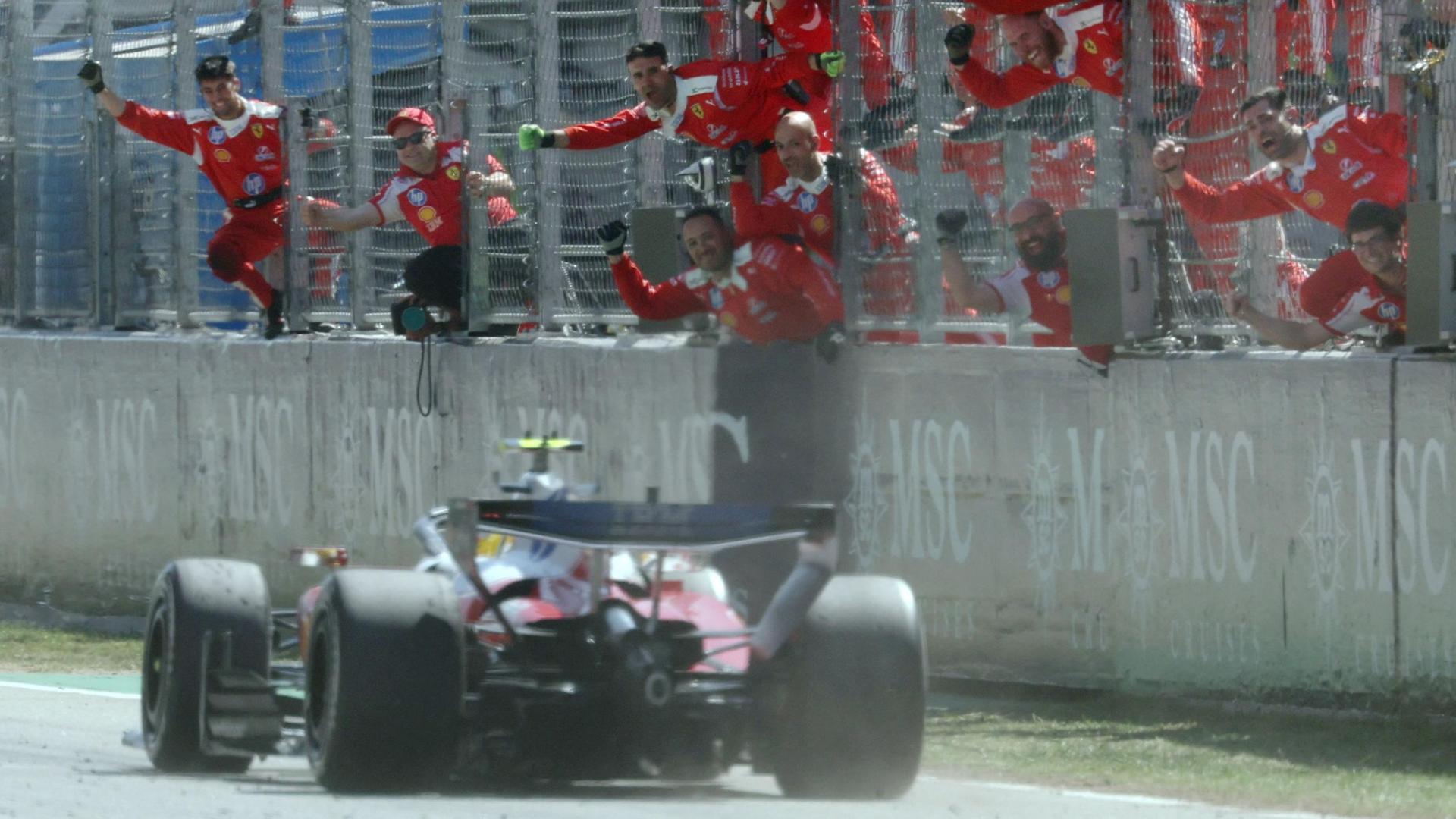 Gp Barcellona, fantastico Hamilton: prima vittoria in Ferrari