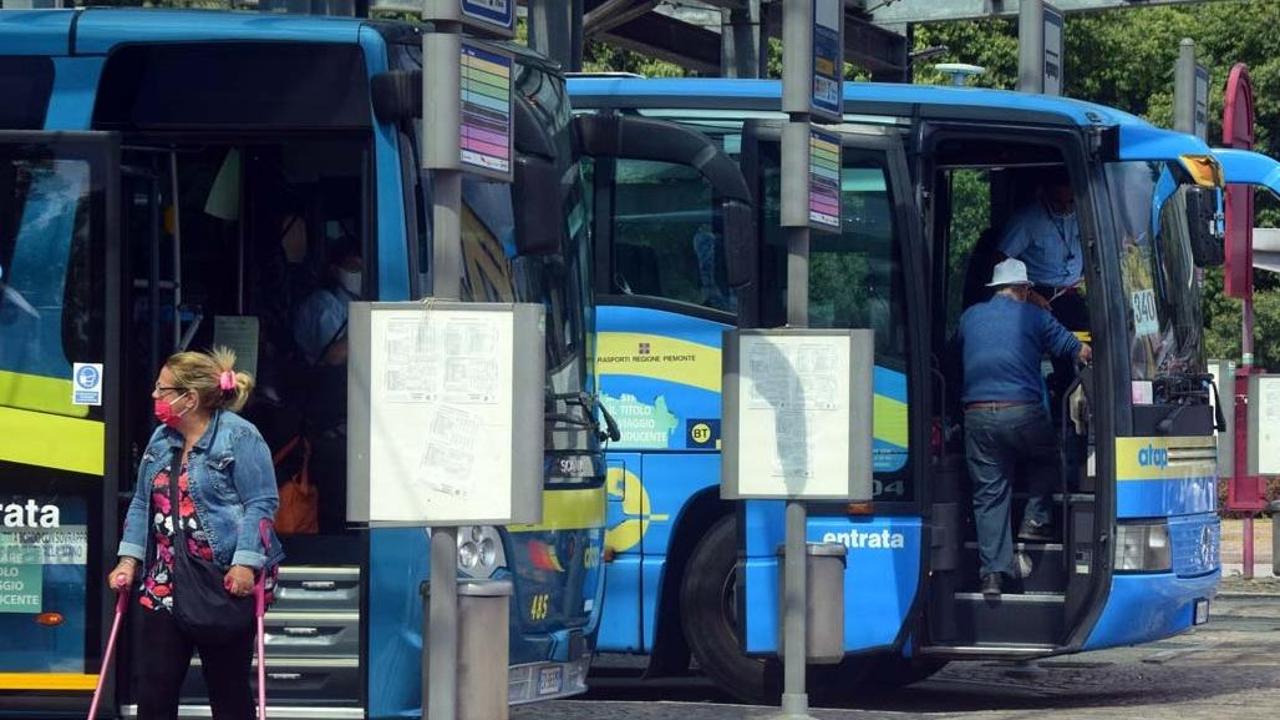 Biella e Vercelli senza autisti sui bus, l’azienda dei trasporti li importerà dal Marocco