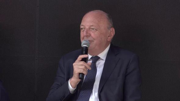 Pichetto: "Nucleare, decreti entro fine anno. Il referendum? Lo do per scontato"