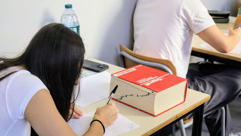 Le novità della maturità: bocciato chi fa scena muta e voti degli scritti svelati solo dopo l’orale