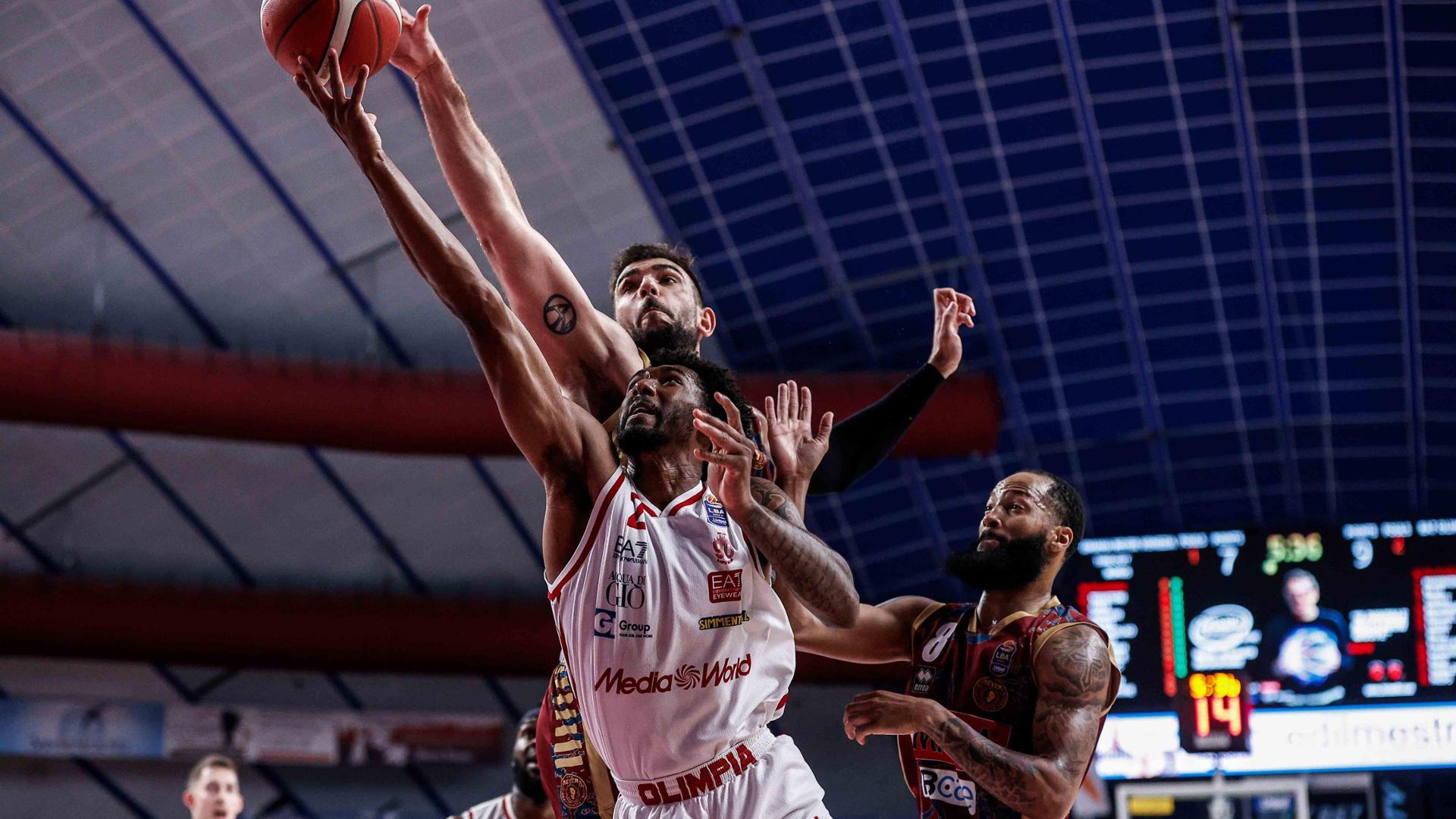 Milano sbanca Venezia, scudetto numero 32 e triplete italiano