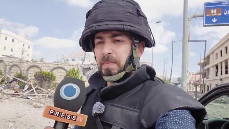 Giornalista ferito in diretta nel sud del Libano: il video dell'attacco durante il reportage