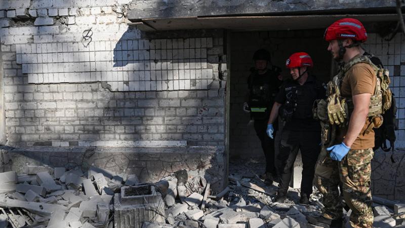 Attacchi russi e ucraini: 5 morti a Zaporizhzhia, 4 in Crimea