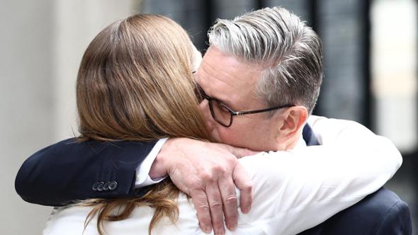 Starmer, l'ascesa lampo e il crollo: il premier che non è riuscito a cambiare la Gran Bretagna