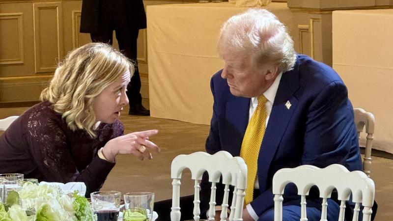 Meloni davanti ai ministri tra ironia e strategie: “Non boicottiamo gli Usa”