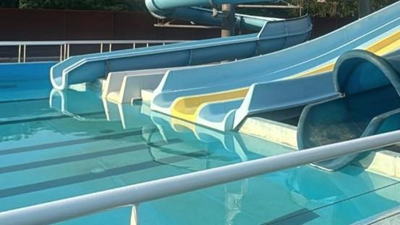 Brescia, palpeggia ragazzine al parco acquatico: arrestato, si suicida in carcere