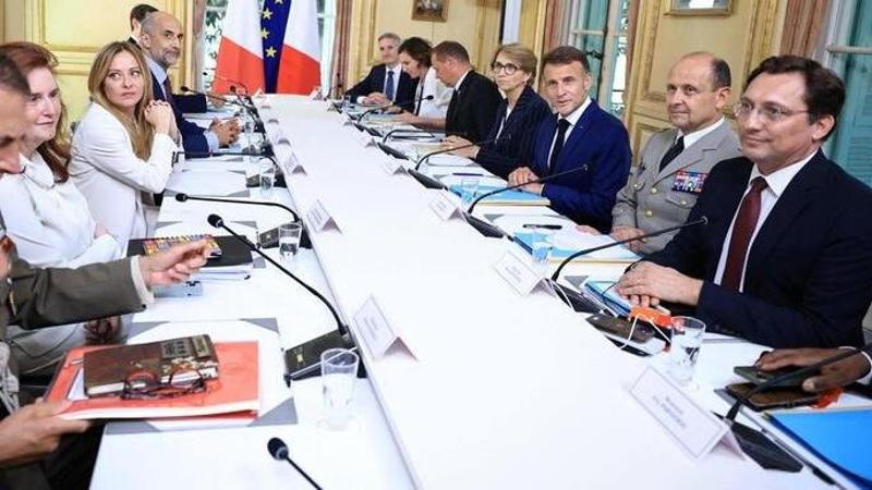 Meloni e Macron a Cap d’Antibes, al via il vertice bilaterale
