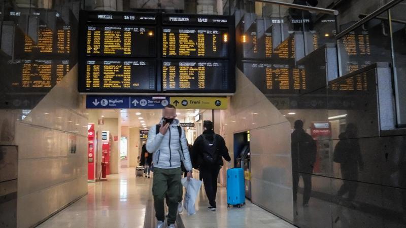 Attacco hacker a Trenitalia: violati dati, mail e numeri di cellulare dei passeggeri