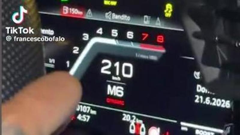 Ai 213 orari in corso Casale: la folle corsa nella notte a Torino