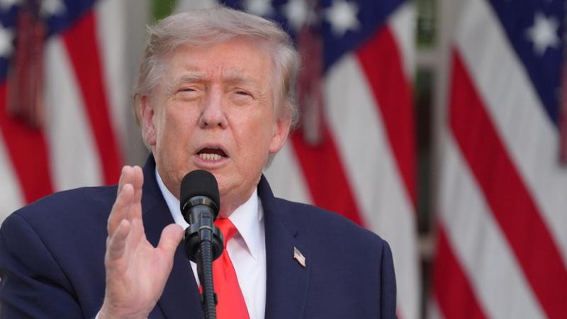 Trump piace soltanto a un italiano su dieci. Il 60% vuole trasparenza sulle basi agli Usa