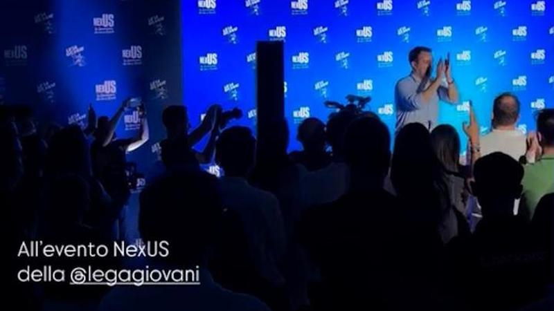 La Lega lancia il nuovo inno dance: così il comizio diventa una discoteca