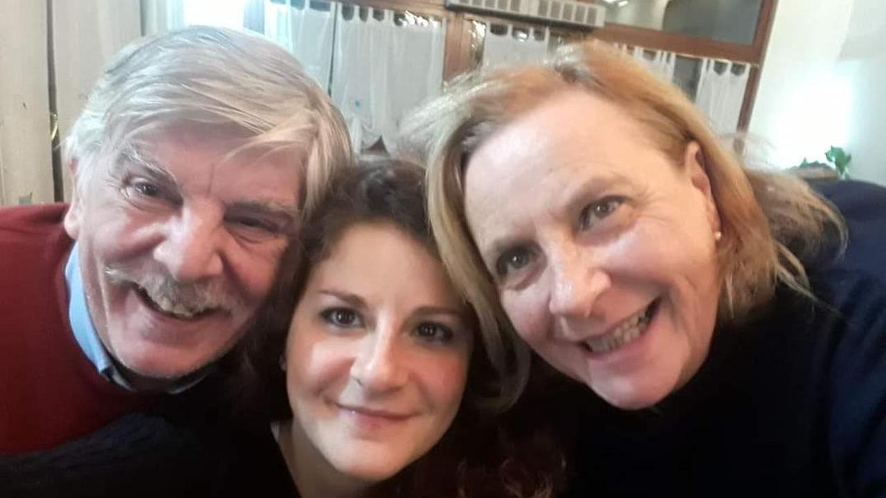 La madre della donna morta nel 2020 in Germania: “Vogliamo la verità su Lucia: non si è buttata dalla finestra”
