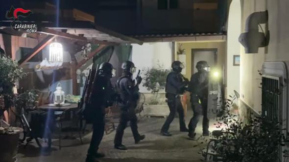 Quattro arresti per l'attentato a Sigfrido Ranucci: il video
