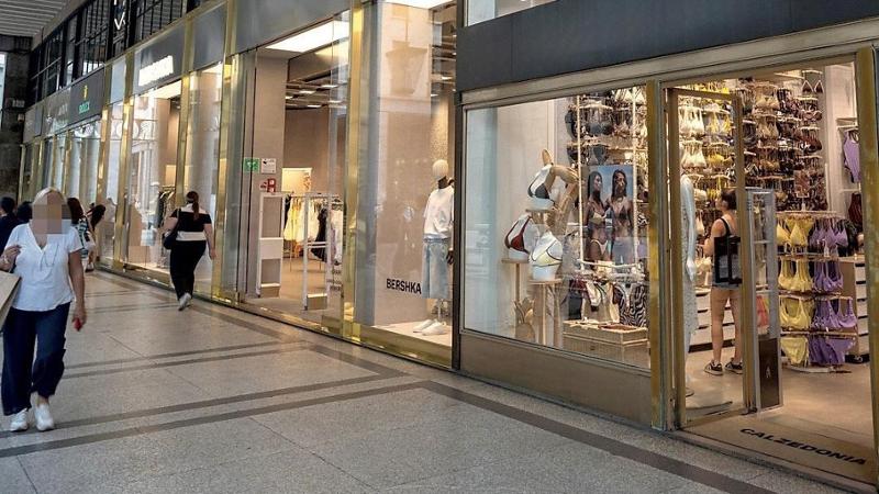 Torino, contro i blackout il sindaco obbliga i negozi a tenere le porte chiuse: “Si evitano sovraccarichi”
