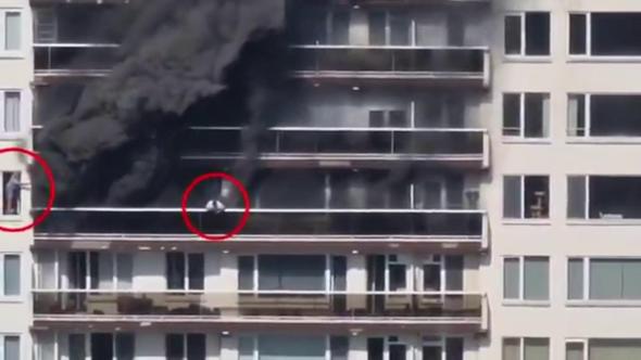 Incendio ad Anversa, gli inquilini fuggono dai balconi per salvarsi dalle fiamme