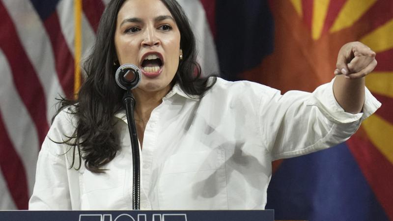 Trump solleva l’onda socialista. E i piccoli Mamdani sfidano l’establishment democratico