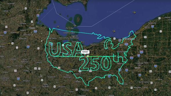La sorpresa su Flightradar24: un Cessna 182 disegna la mappa degli Usa nel cielo