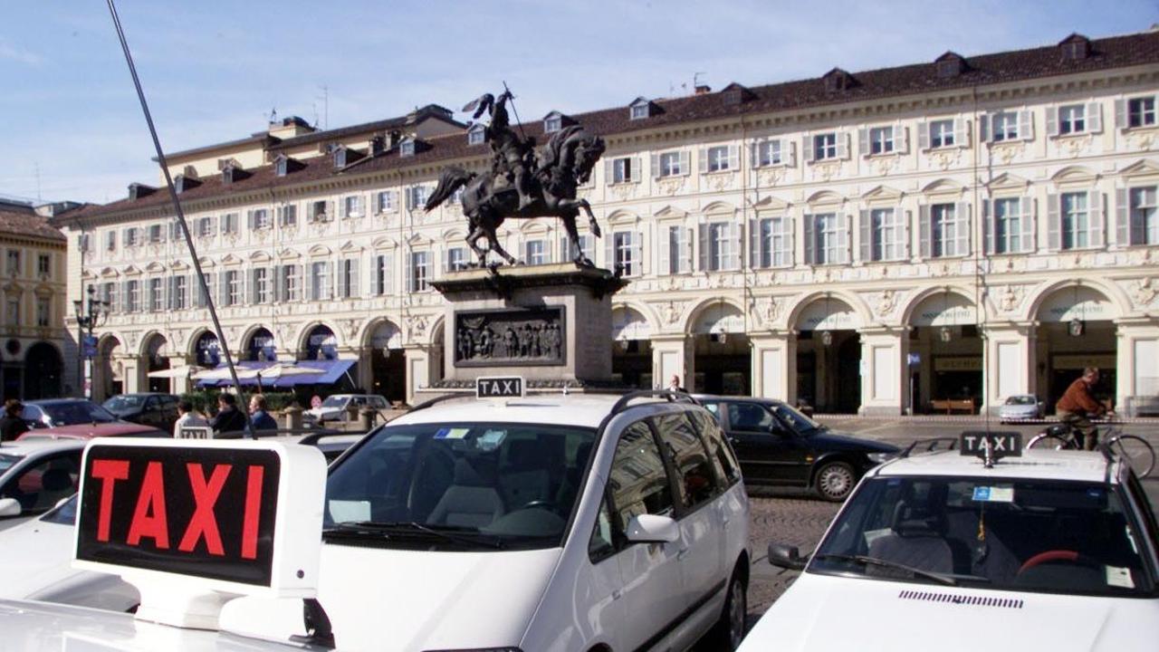La voce di Radio Taxi: “In 48 anni un milione di telefonate. Ricordo quella volta di Schillaci”