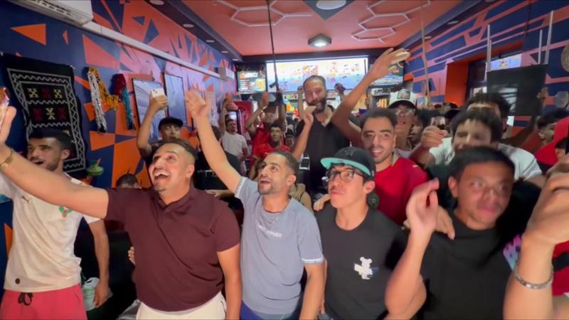 Marocco ai quarti di finale, a Torino esplode la gioia Mondiale: festa a Barriera e Porta Palazzo