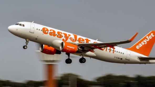 EasyJet, ok all’offerta di Castlelake. La low cost vale 5,5 miliardi di sterline