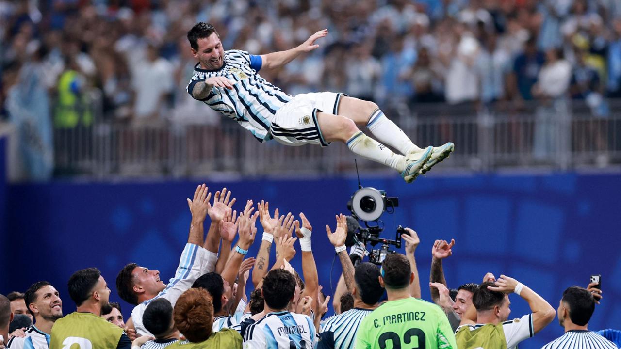 Argentina dal baratro al trionfo, Egitto dal sogno alla beffa. L’Albiceleste rimonta, Messi piange