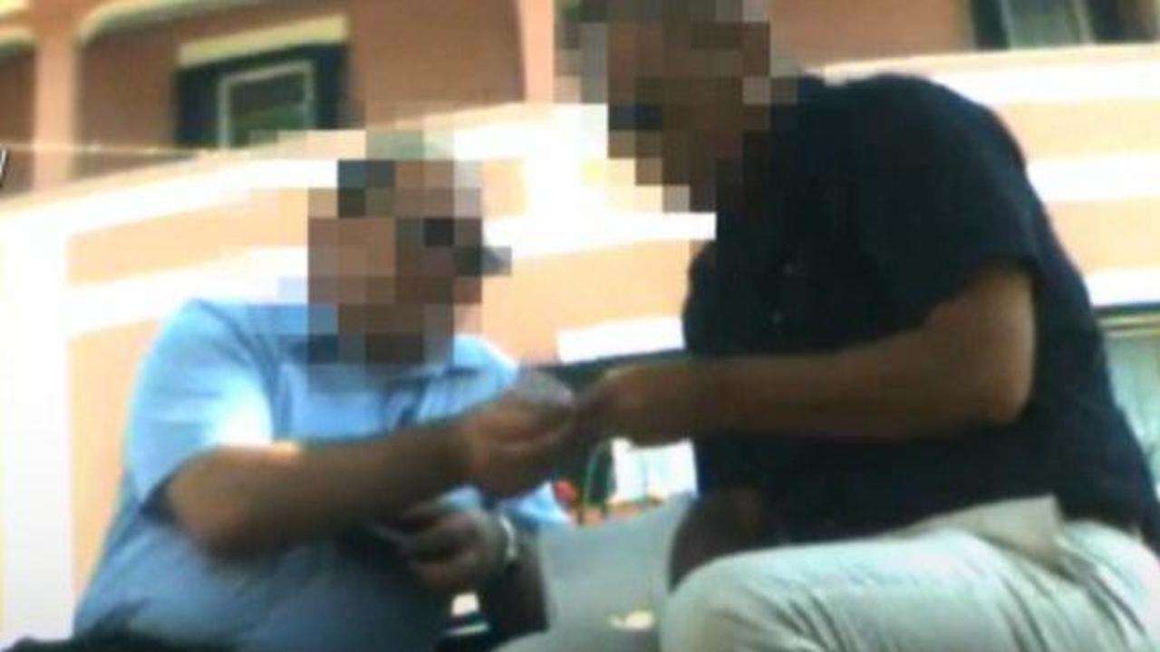La retata degli spioni al soldo di Mosca, gli indagati vendevano informazioni sensibili riguardanti l’Italia