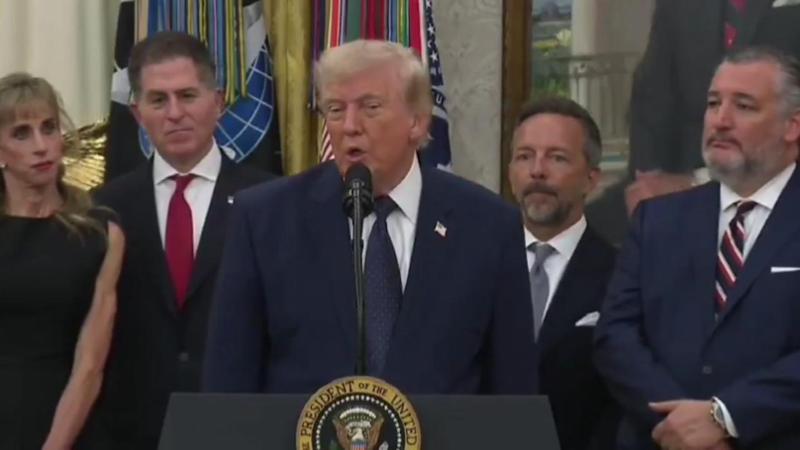 Trump si incorona su TikTok: “Sono primo, Taylor Swift è solo undicesima”