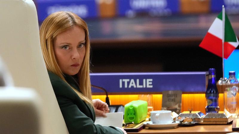 Meloni, più no che sì a  Trump: “Sulle basi militari non cambio idea”