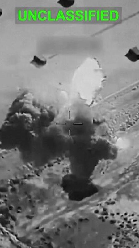 Il mirino mette a fuoco l'obiettivo e poi l'esplosione: gli Stati Uniti colpiscono ancora l'Iran