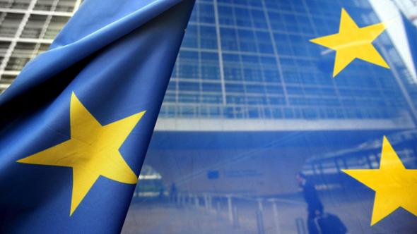 L’Ue approva il Digital Omnibus: ecco le nuove regole sull’IA