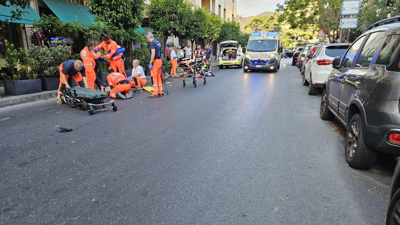 Alassio, schianto in moto a bordo strada: muore un ragazzo sull’Aurelia