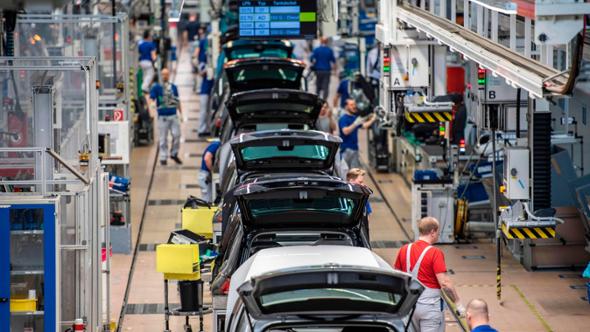 Volkswagen, a rischio altri 50 mila posti di lavoro entro il 2030. In tutto sono 100 mila