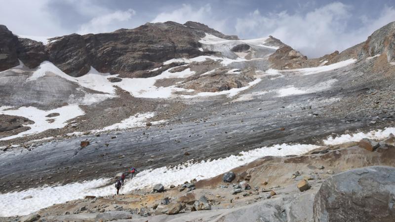 Viaggio verso la sommità del Monte Rosa, tra gli ultimi ghiacciai che resistono ancora