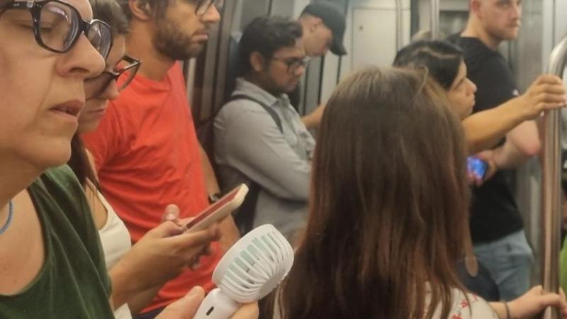 Metro, nel 2025 bocciate due soluzioni anti-caldo. Il Comune: “La Linea 2 


avrà i condizionatori”