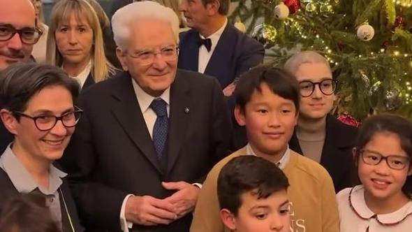 Bimba malata scrive a Mattarella, il presidente legge la lettera e chiama la piccola al telefono