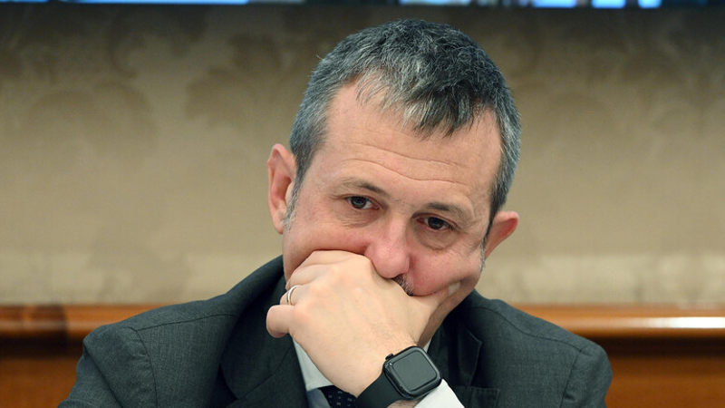 Delmastro, l’avvocato di Caroccia consegna le chat ai pm: “Chiariscono di chi è la Bisteccheria”