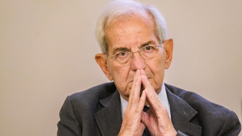 Violante: “I gruppi paramilitari vanno smantellati, destra e sinistra lavorino insieme”