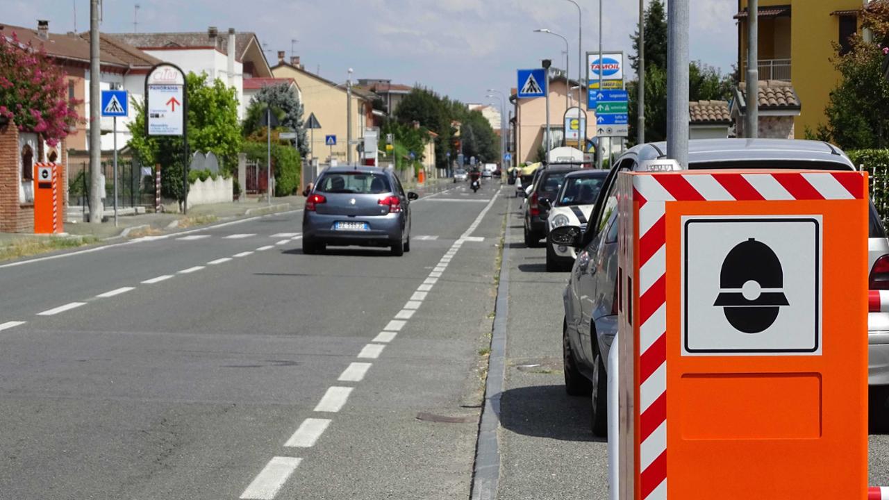 Autovelox irregolari, scure sul Piemonte: la nuova norma fa spegnere 131 impianti