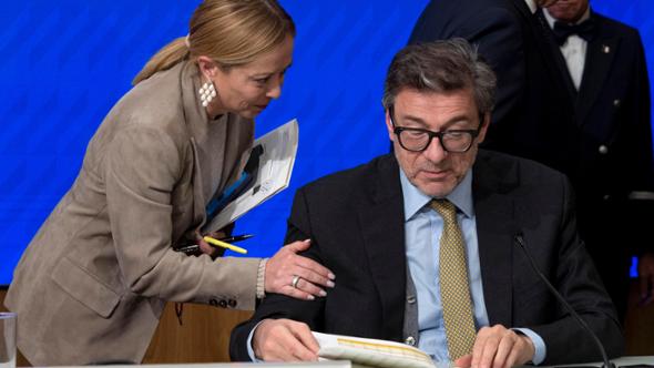 L’incubo  del pieno per il governo