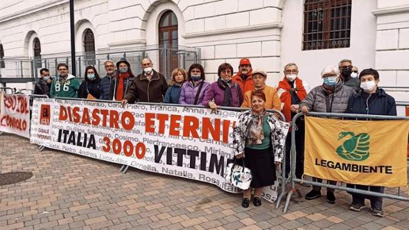 L’Inail rilancia l’allarme amianto: ogni anno 1.160 nuovi casi, il 41% sono mortali