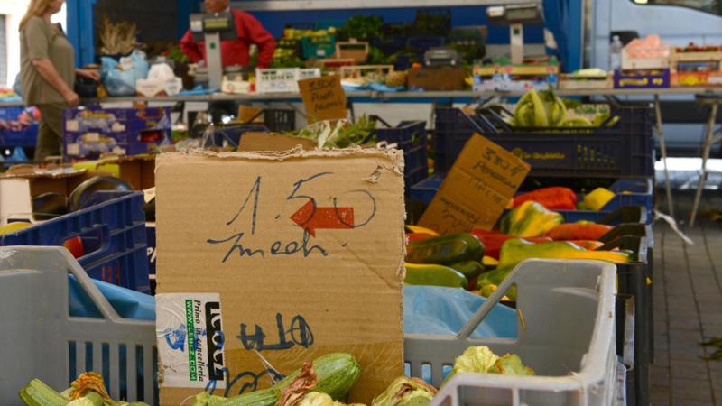 Beffa salari: per la prima volta da oltre due anni crescono meno dei prezzi