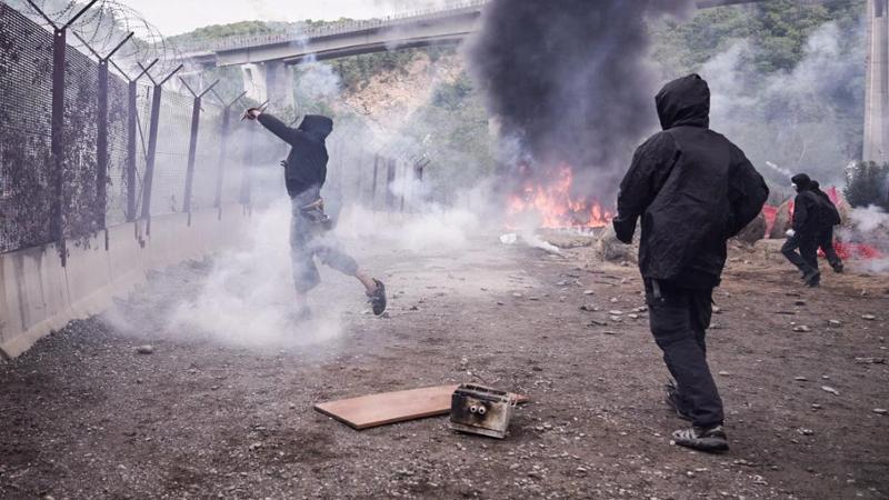 Assalto No Tav, i due arrestati vicini agli antagonisti. Il gip: “A Chiomonte violenza preordinata”