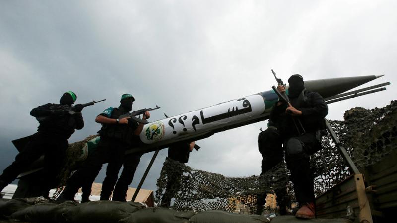 Gaza, l’accordo sul disarmo di Hamas c’è solo sulla carta: tutti i nodi ancora irrisolti