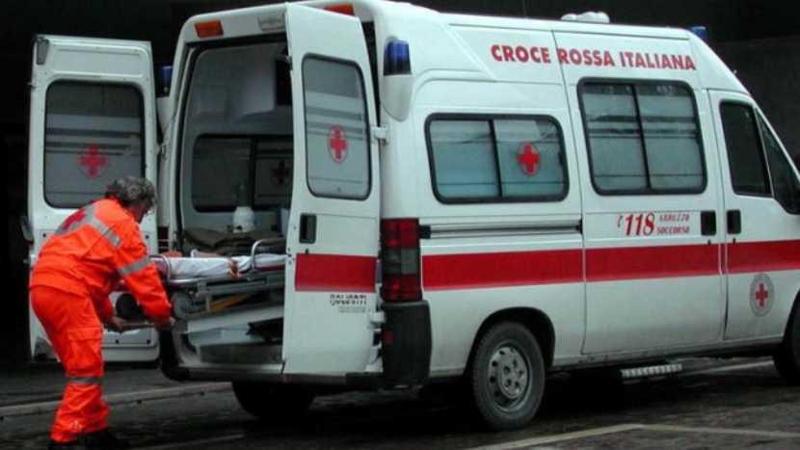 Brescia, donna accoltellata dall’ex marito davanti ai figli