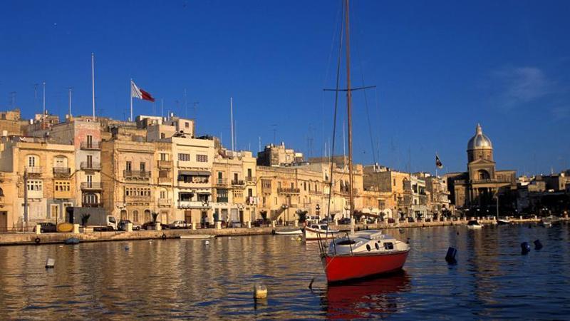 La disperazione del papà di un 15enne italiano: “Mio figlio è in carcere da 70 giorni a Malta”