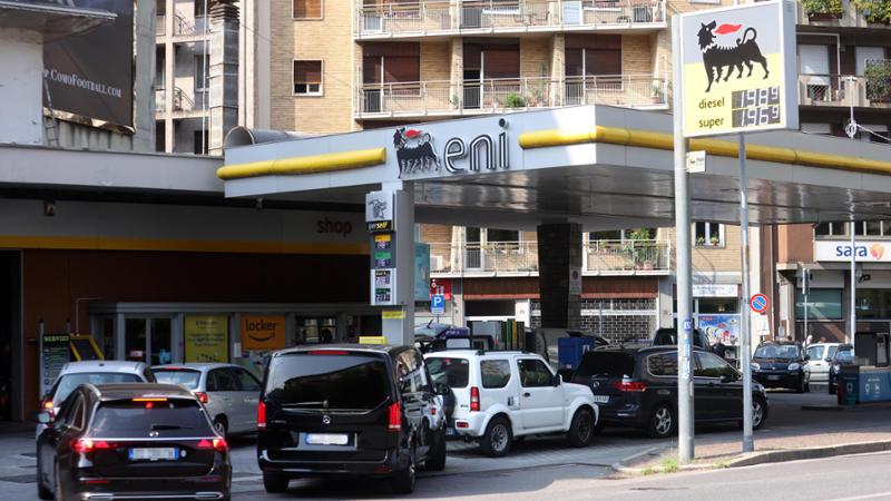 Caro carburanti, il Cdm proroga il taglio delle accise sul gasolio: sconto di 17 centesimi fino al 25 agosto